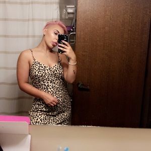 Meet your Posher, Natasha